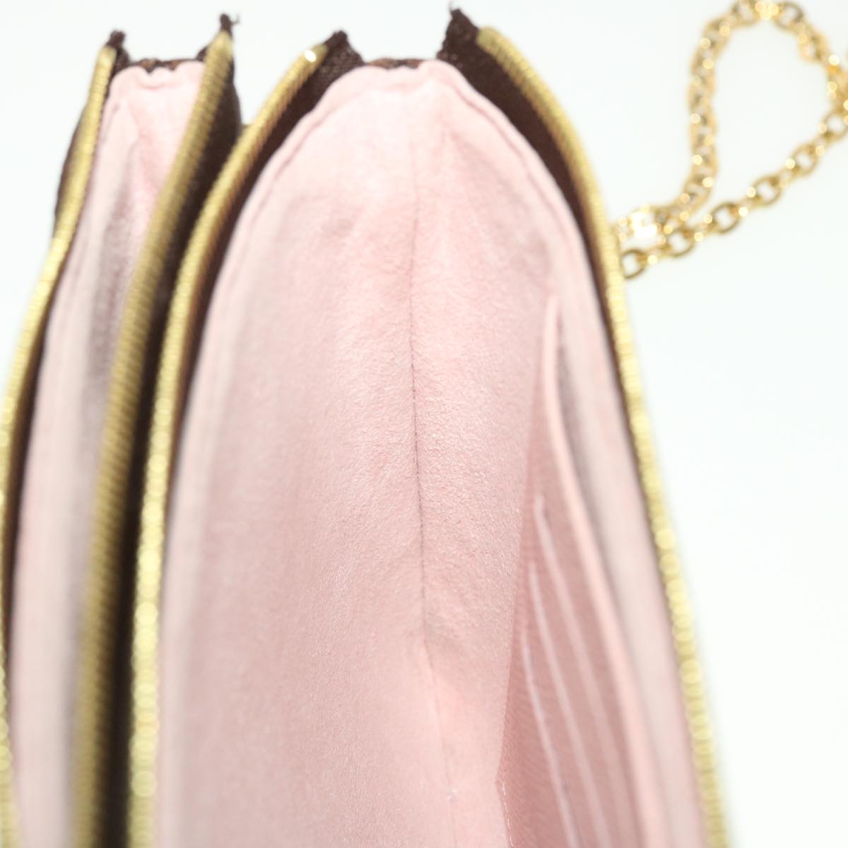 LOUIS VUITTON Vivienne Chain Pochette Double Zip Shoulder Bag M69744 LV 41162SM
