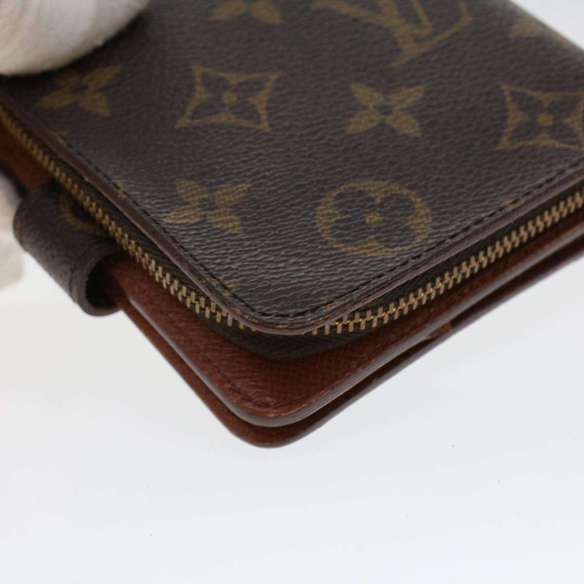 LOUIS VUITTON Monogram Compact Zip Wallet M61667 LV Auth 42957