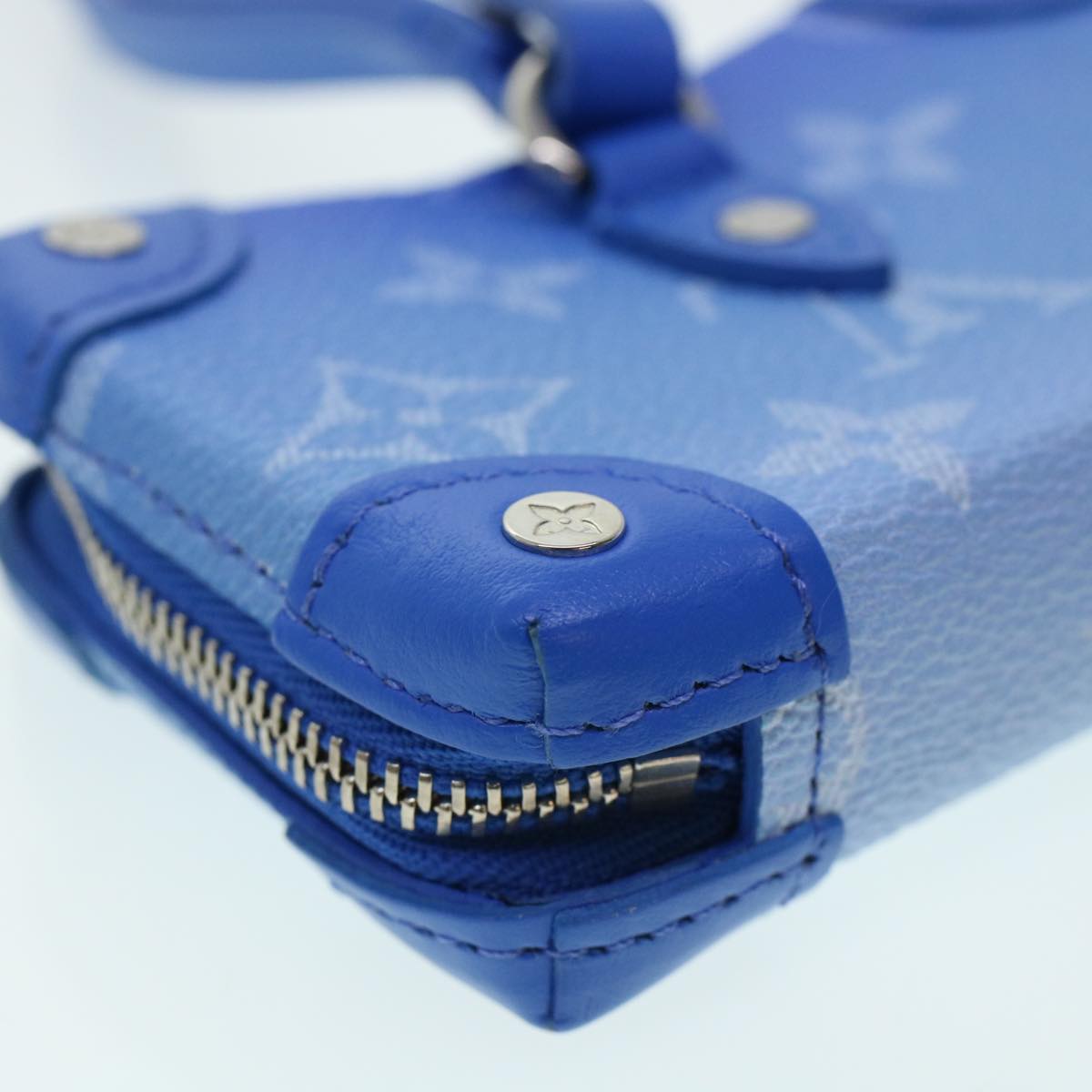 LOUIS VUITTON Monogram Clouds Soft Trunk Pouch Blue M45440 Auth 43556SM
