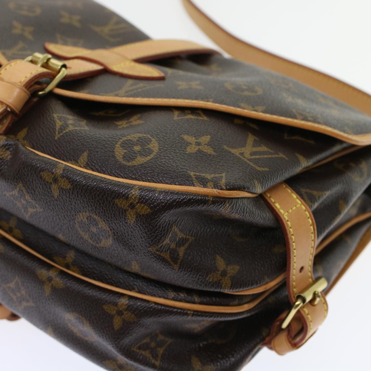 LOUIS VUITTON Monogram Saumur 30 Shoulder Bag M42256 LV Auth 45666AV