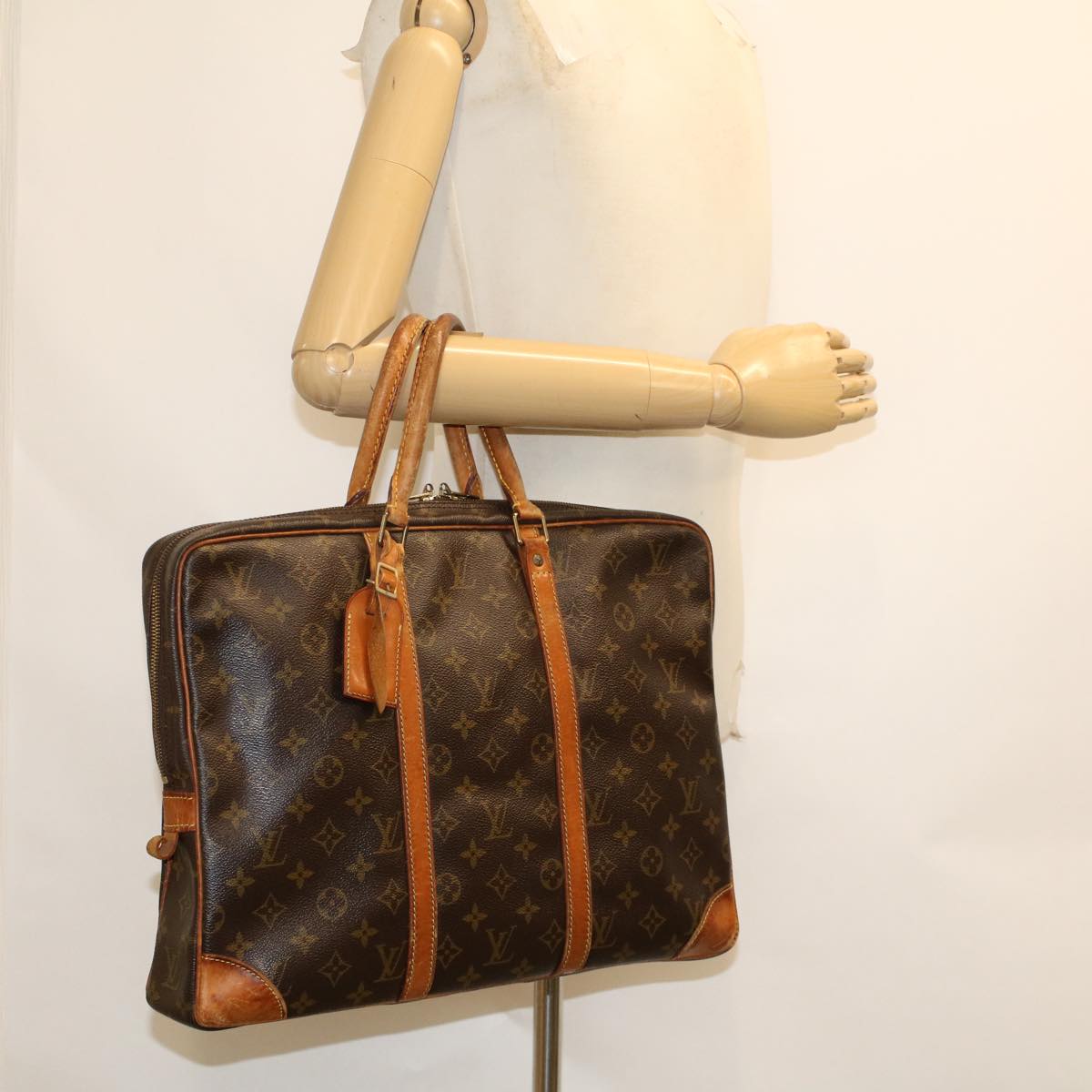 LOUIS VUITTON Monogram Porte Documents Voyage Business Bag M53361 LV Auth 46374