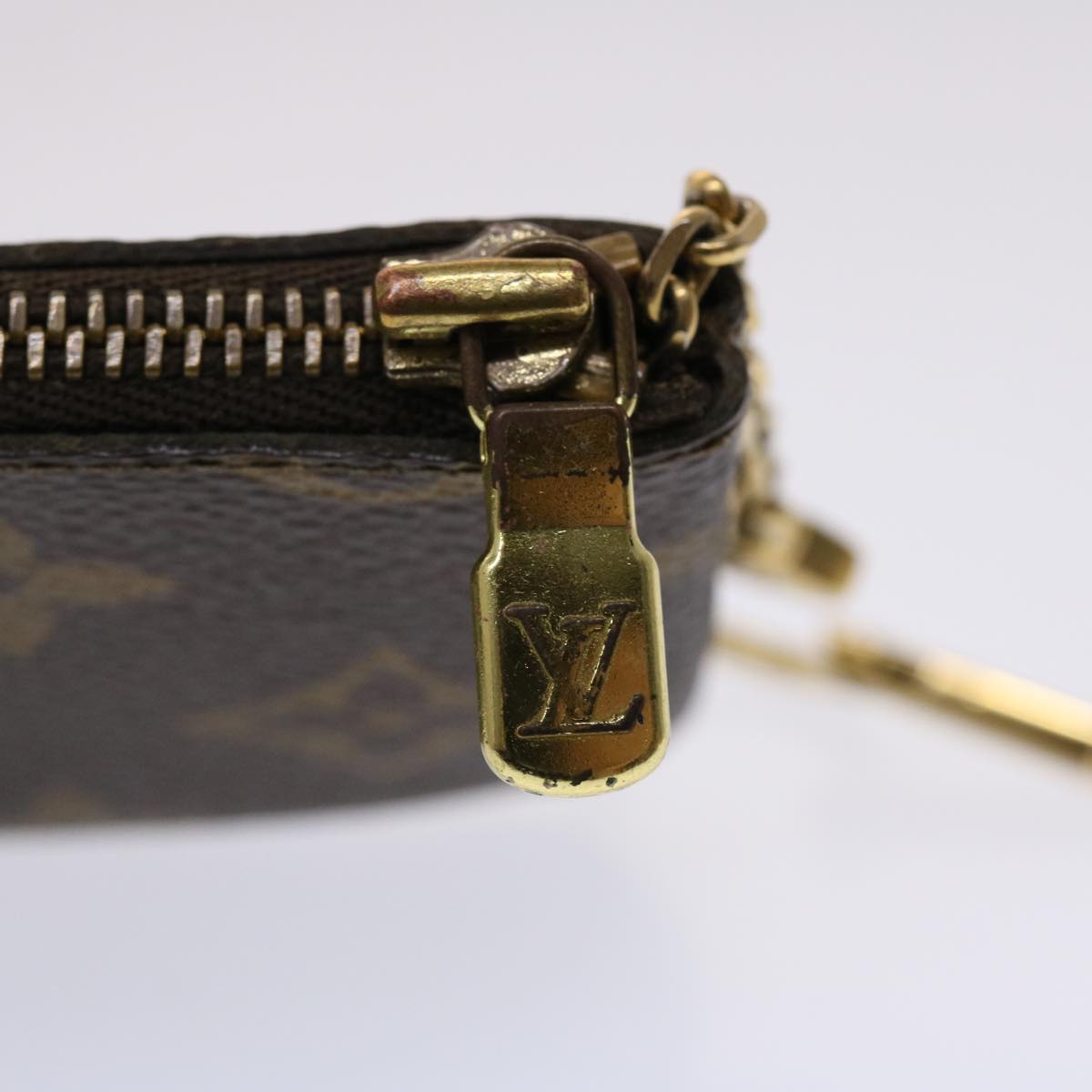 LOUIS VUITTON Monogram Pochette Cles Coin Purse M62650 LV Auth 46758