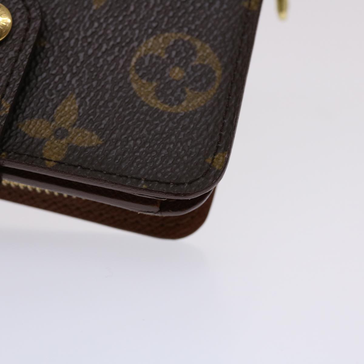 LOUIS VUITTON Monogram Compact Zip Wallet M61667 LV Auth 46781