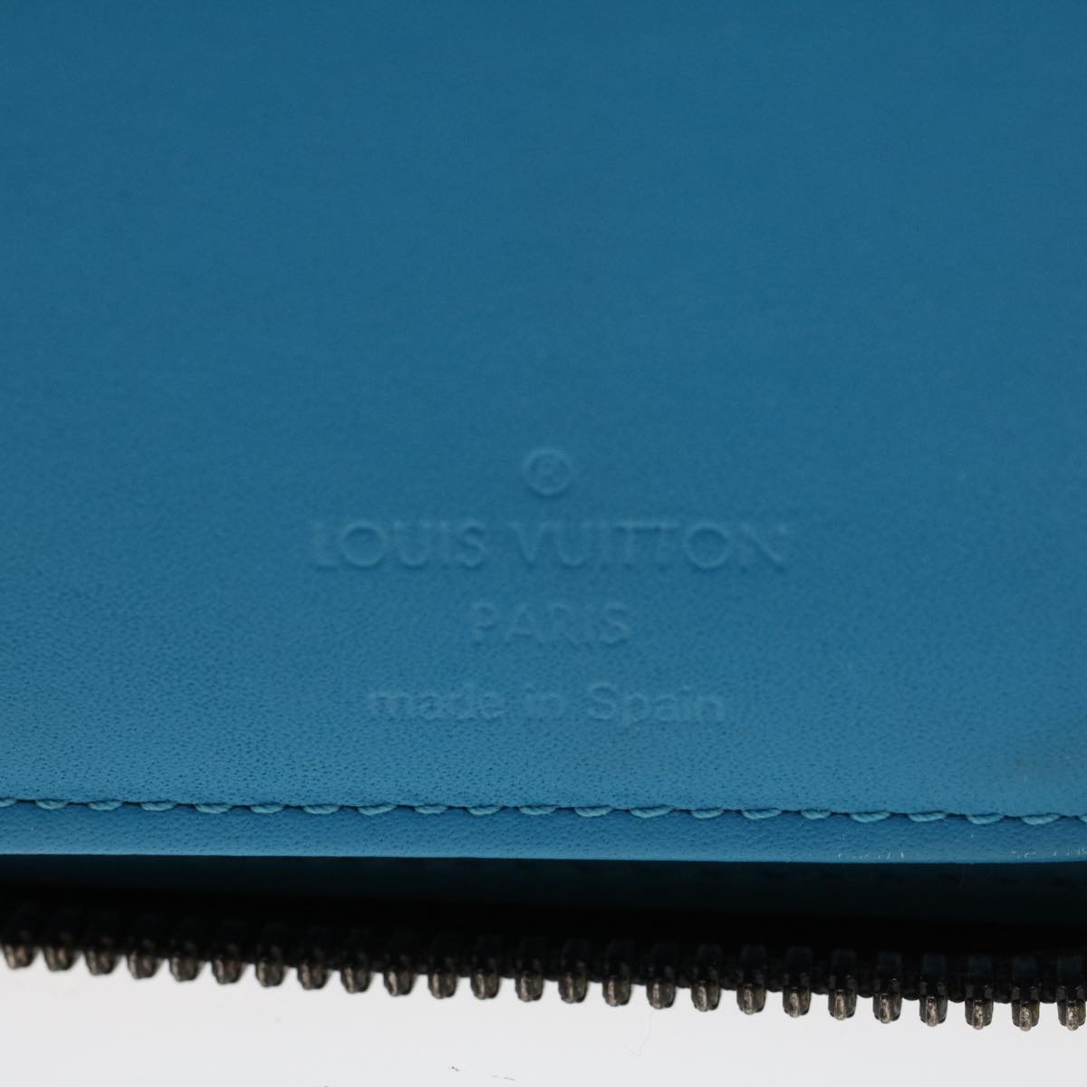 LOUIS VUITTON Monogram Taurillon Zippy Wallet Vertical Blue M69048 LV Auth 47300