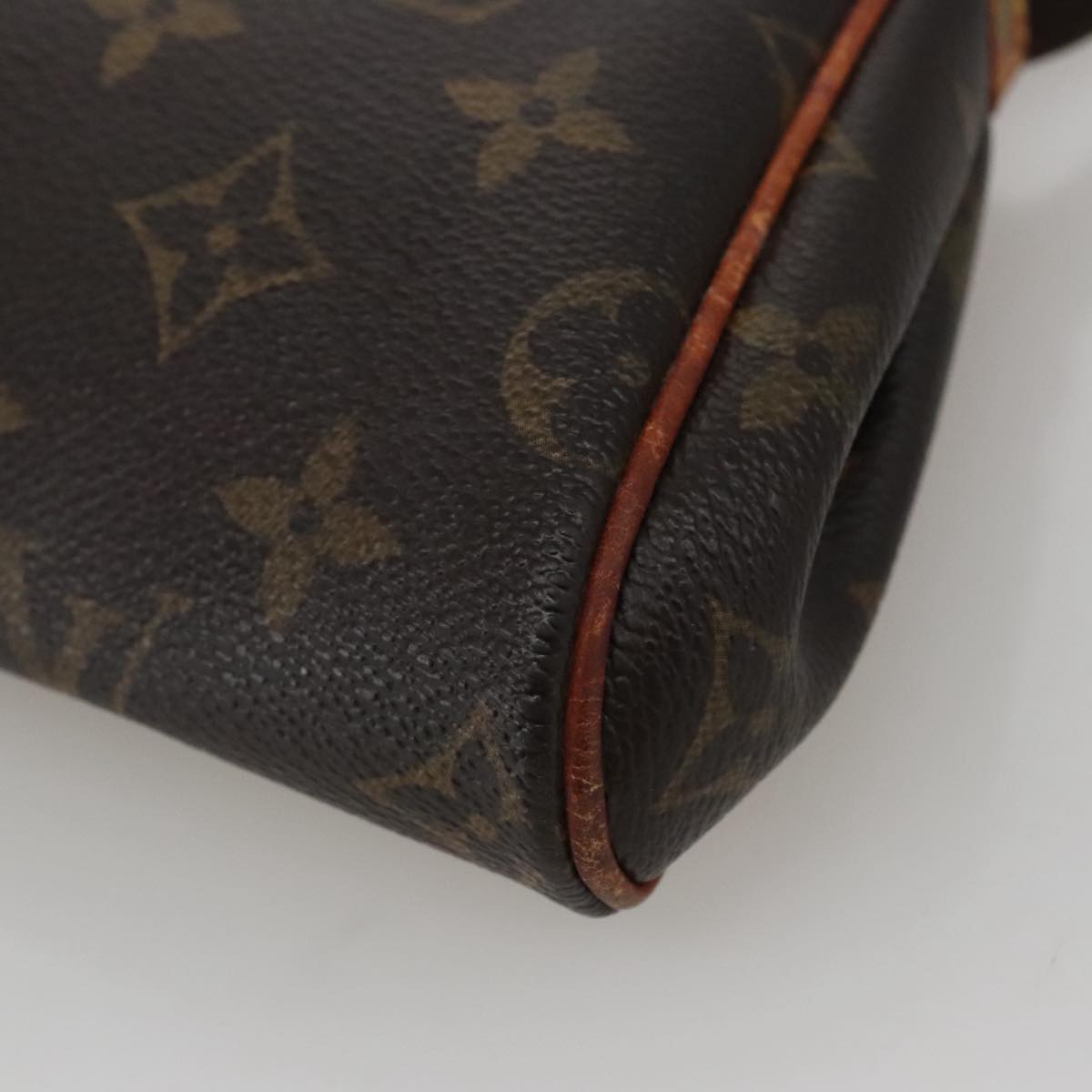 LOUIS VUITTON Monogram Eva Shoulder Bag M95567 LV Auth 47322