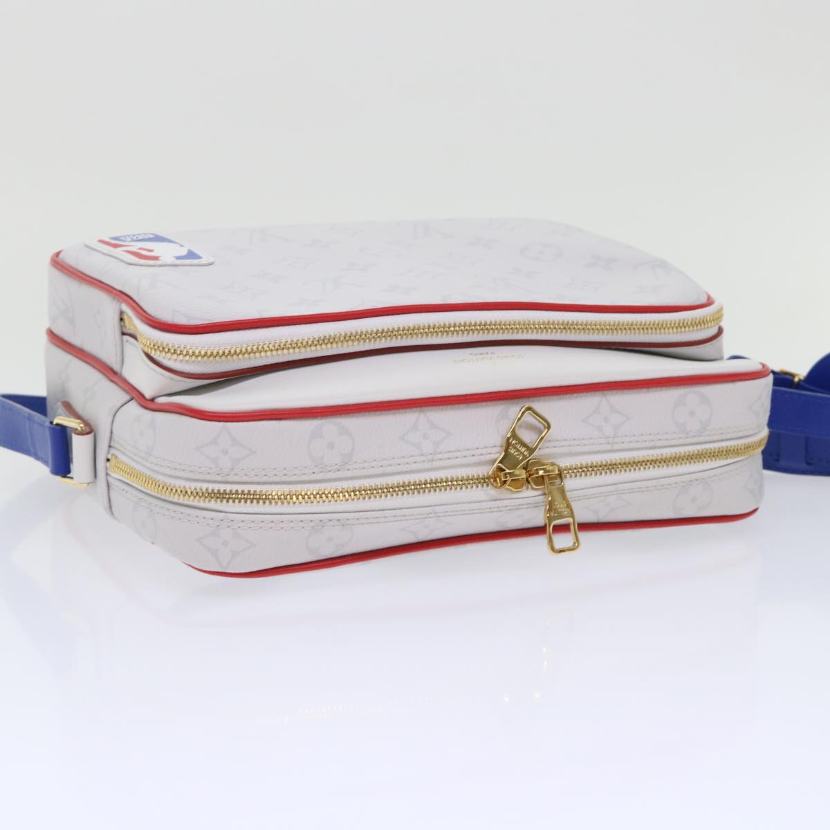 LOUIS VUITTON Monogram Nile PM Shoulder Bag NBA White M45583 LV Auth 47492SM