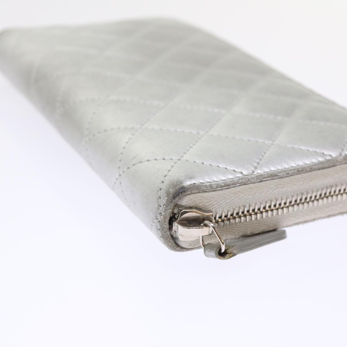 CHANEL Matelasse Wallet Lamb Skin Silver CC Auth 48192