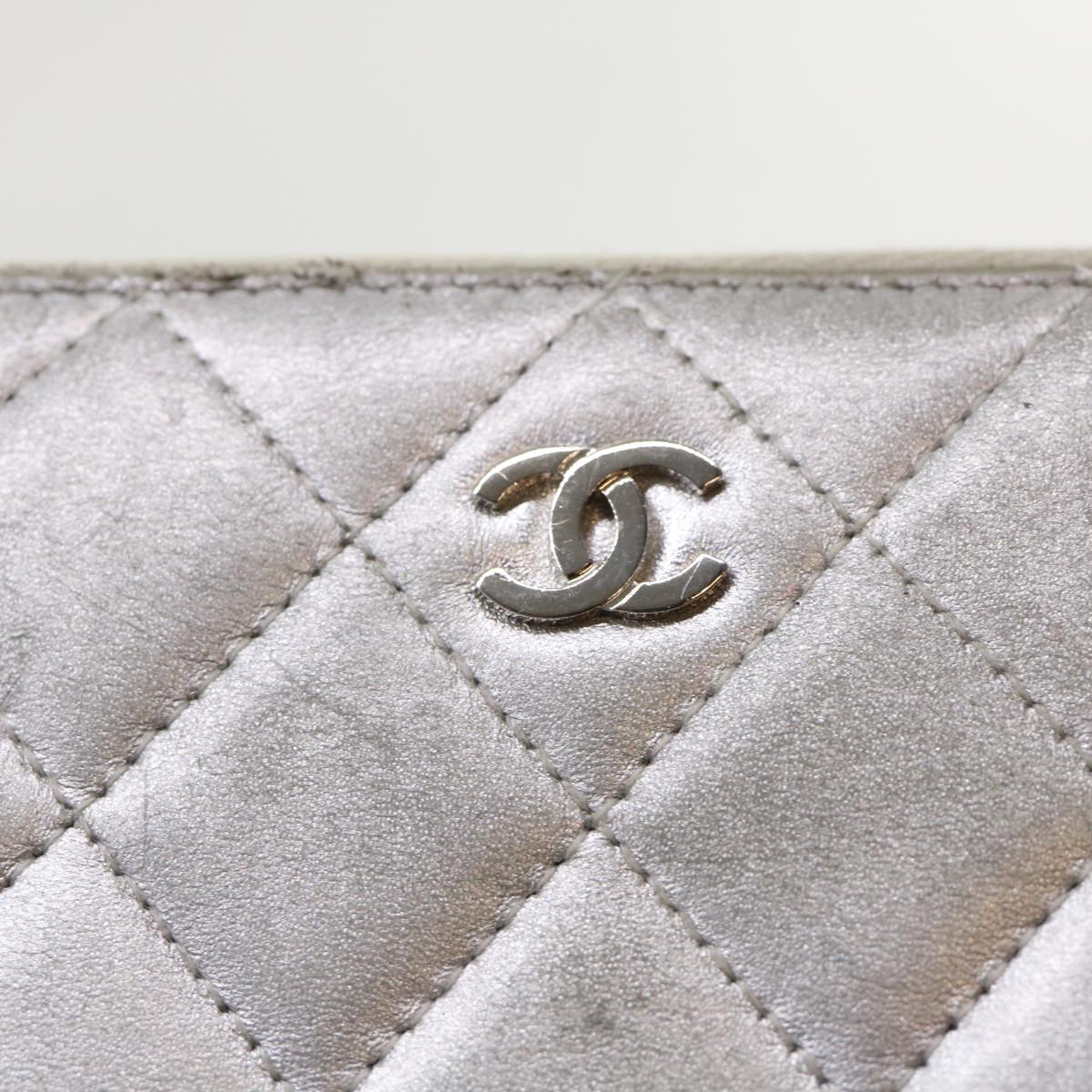 CHANEL Matelasse Wallet Lamb Skin Silver CC Auth 48192