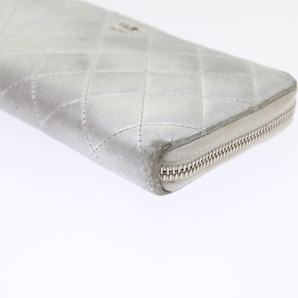 CHANEL Matelasse Wallet Lamb Skin Silver CC Auth 48192