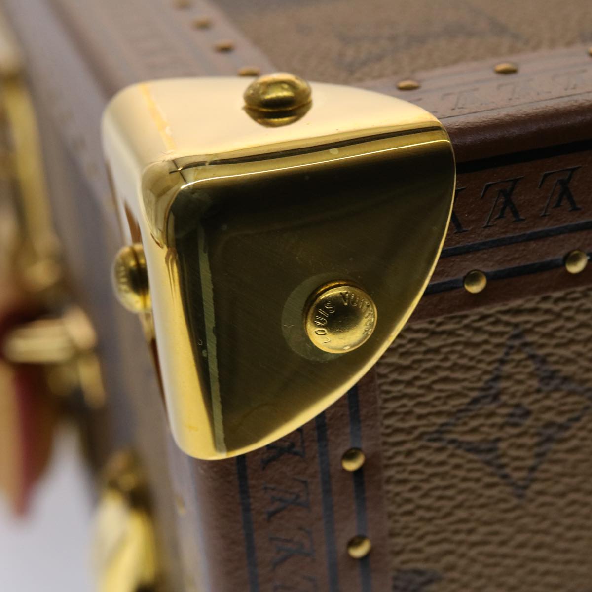 LOUIS VUITTON Monogram Stripe Cotteville 40 Trunk HUMAN MADE M20464 Auth 48522S