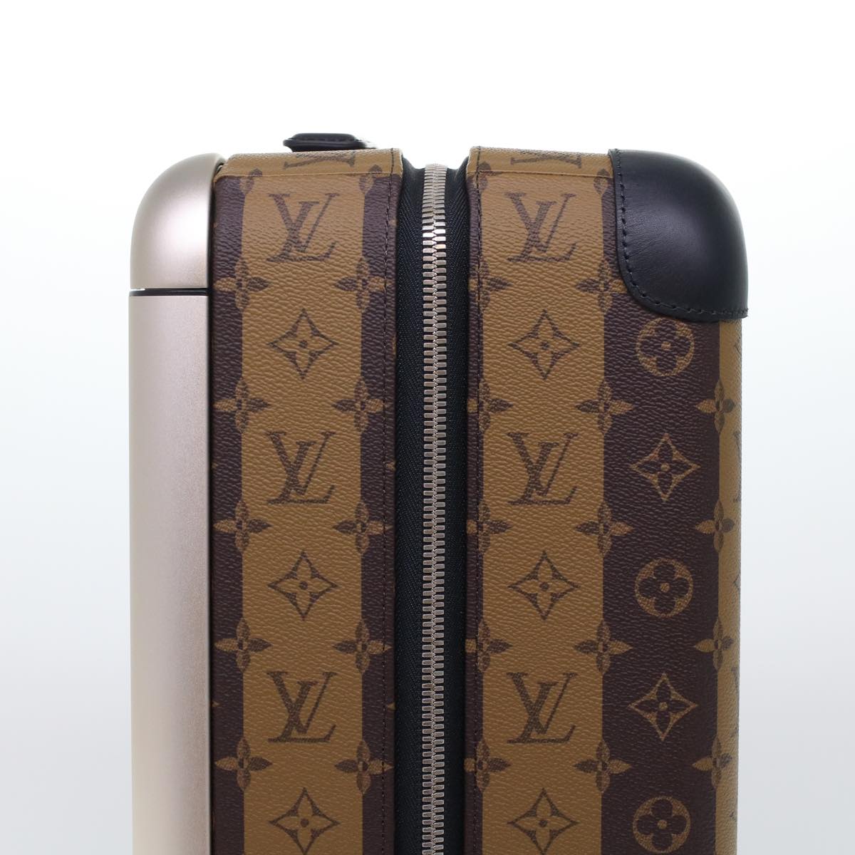 LOUIS VUITTON Monogram Stripe HUMAN MADE Horizon 55 Suitcase M20481 Auth 48828SM
