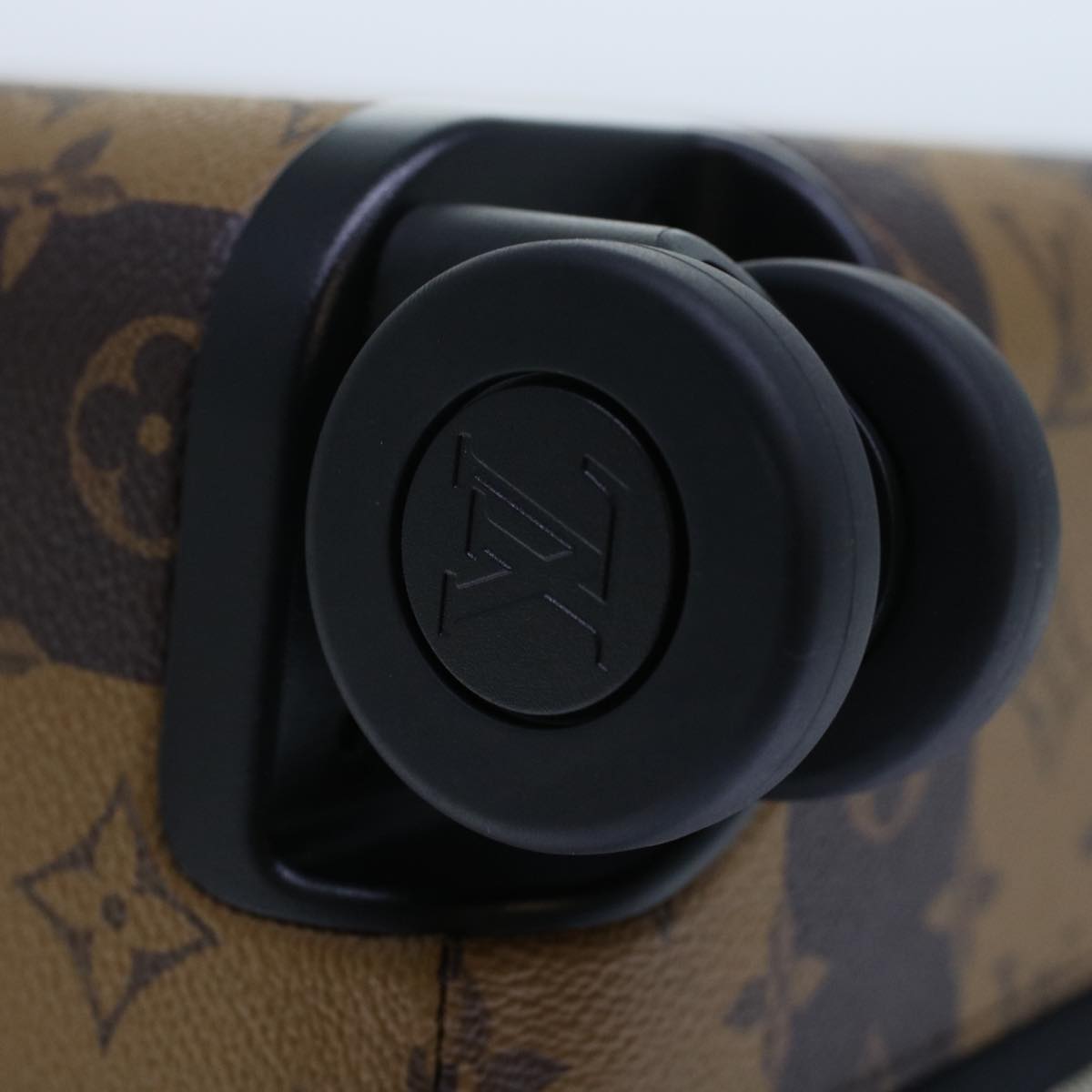 LOUIS VUITTON Monogram Stripe HUMAN MADE Horizon 55 Suitcase M20481 Auth 48828SM