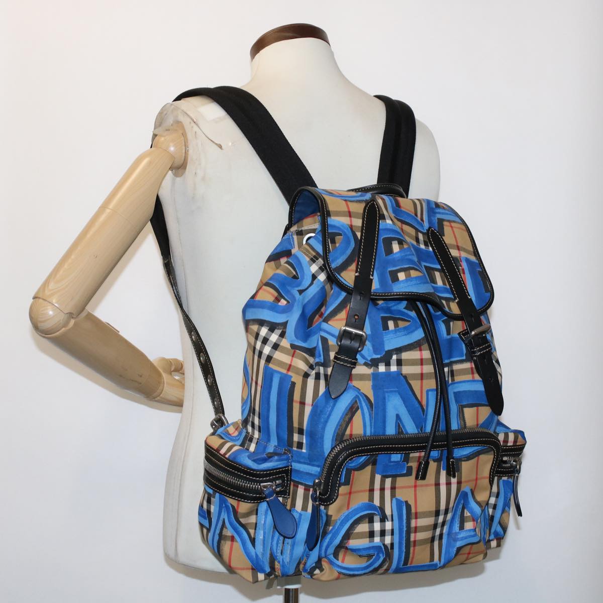 BURBERRY Nova Check Graffiti Backpack Canvas Leather Beige Blue Auth 49119A