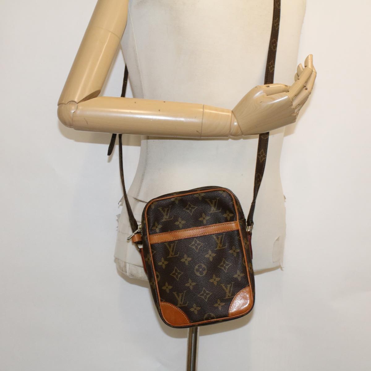 LOUIS VUITTON Monogram Danube Shoulder Bag M45266 LV Auth 49531