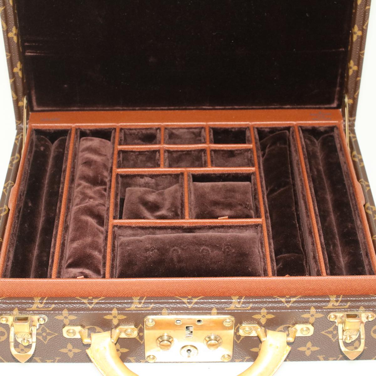LOUIS VUITTON Monogram Boite Bijou Trunk M47120 LV Auth 49667SV