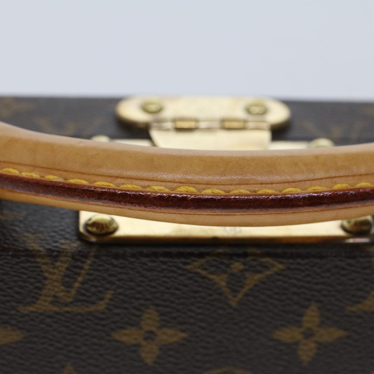 LOUIS VUITTON Monogram Boite Bijou Trunk M47120 LV Auth 49667A