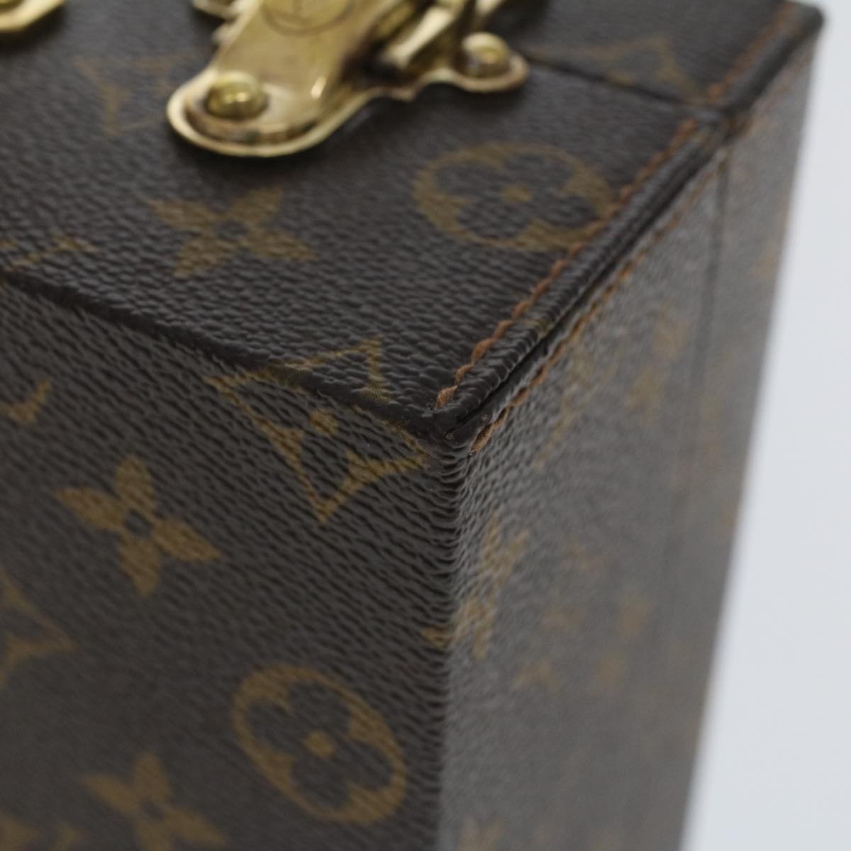 LOUIS VUITTON Monogram Boite Bijou Trunk M47120 LV Auth 49667SV