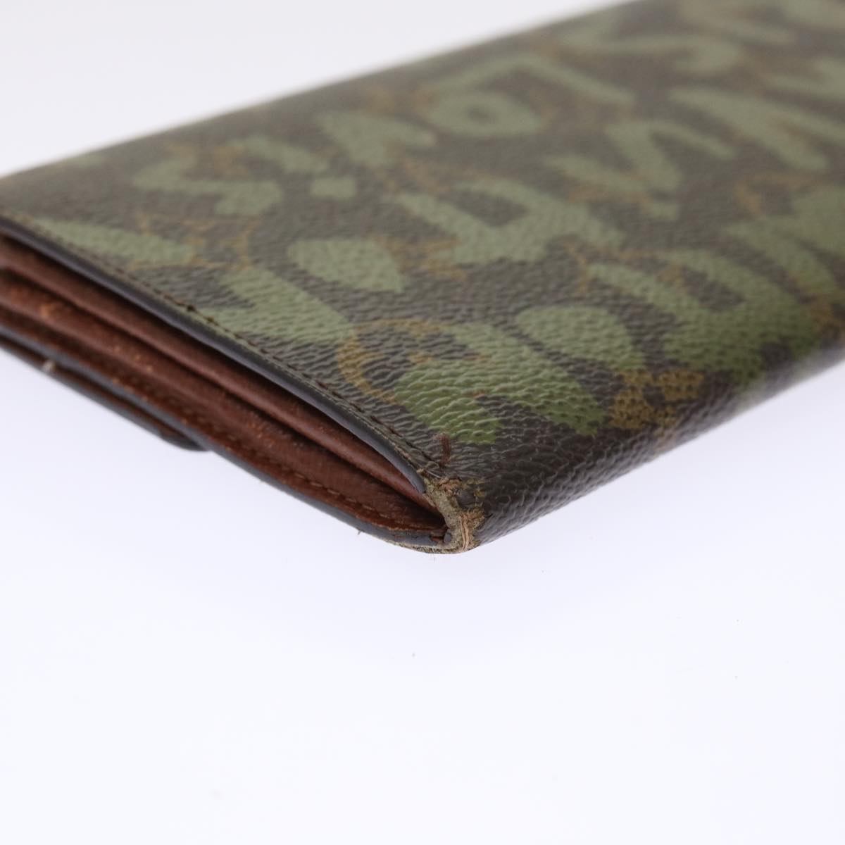 LOUIS VUITTON Graffiti Porte Monnaie Credit Long Wallet Khaki M92188 Auth 50243