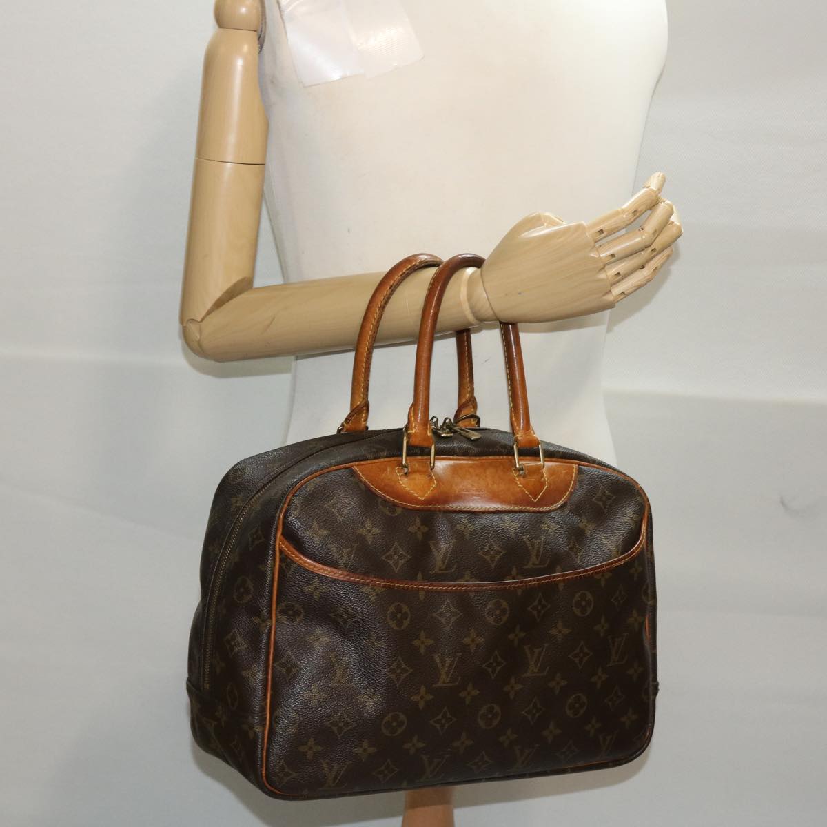 LOUIS VUITTON Monogram Deauville Hand Bag M47270 LV Auth 50336