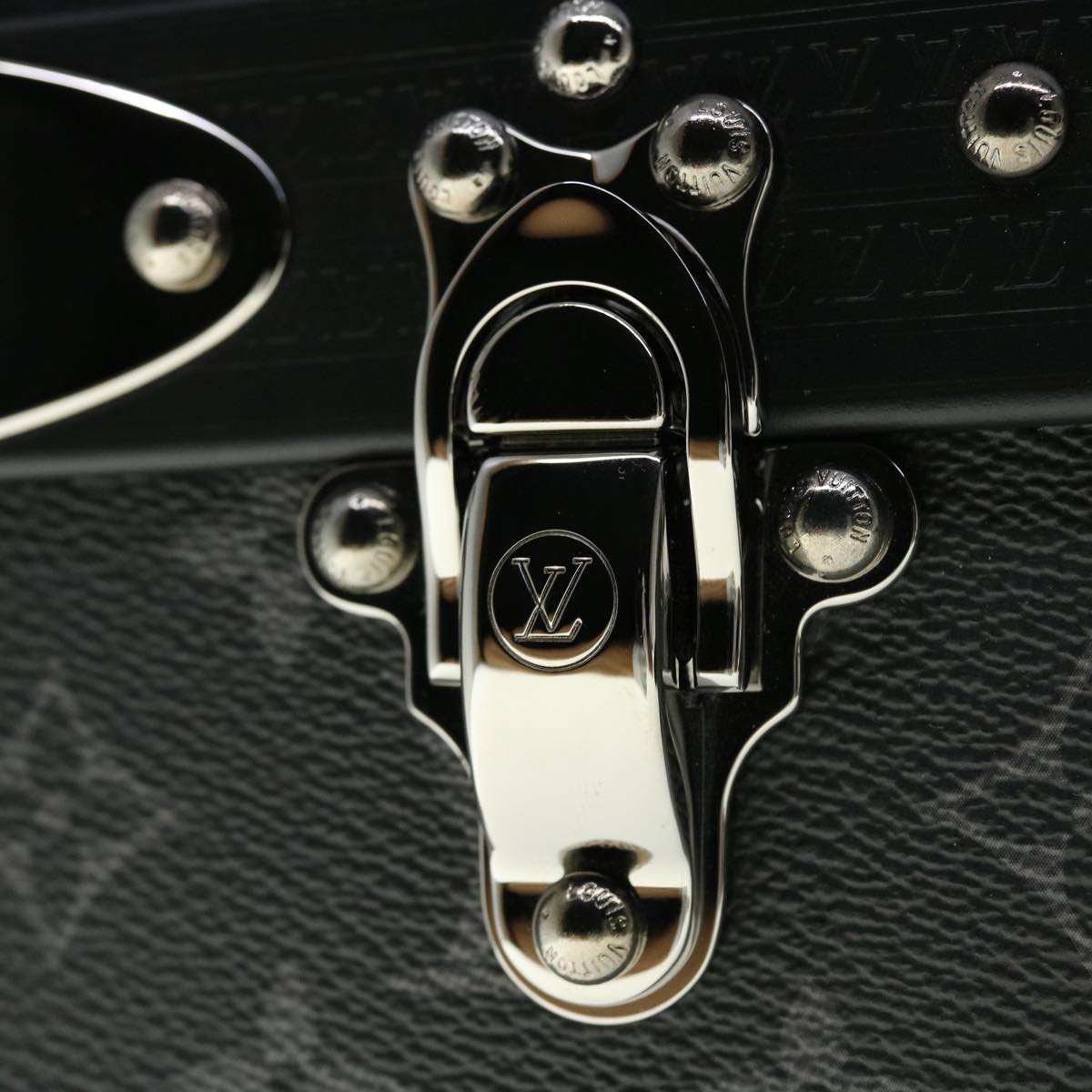 LOUIS VUITTON Monogram Eclipse Alzer 70 Trunk M20014 LV Auth 50883A