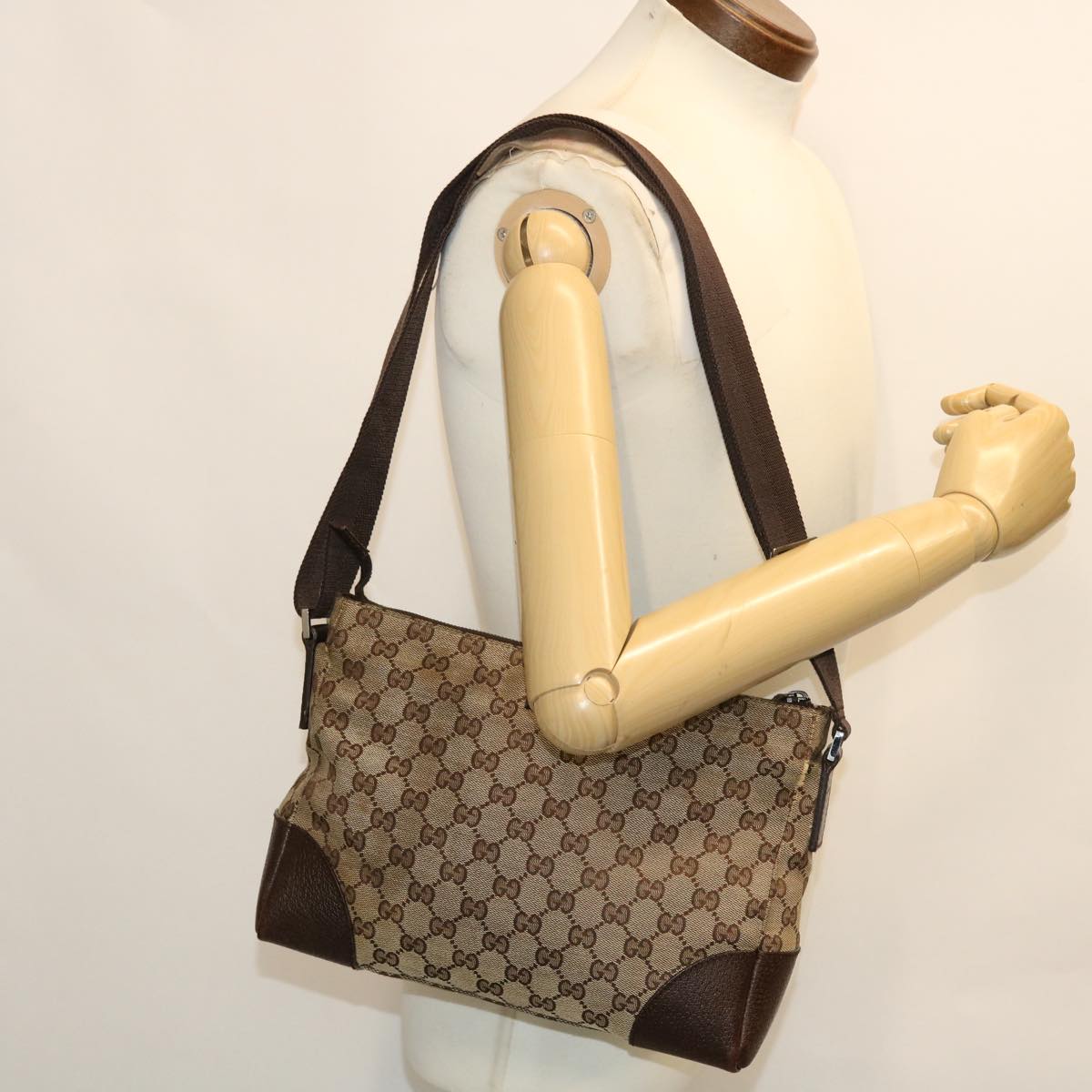 GUCCI GG Canvas Shoulder Bag Leather Beige 114273 203998 Auth 50985