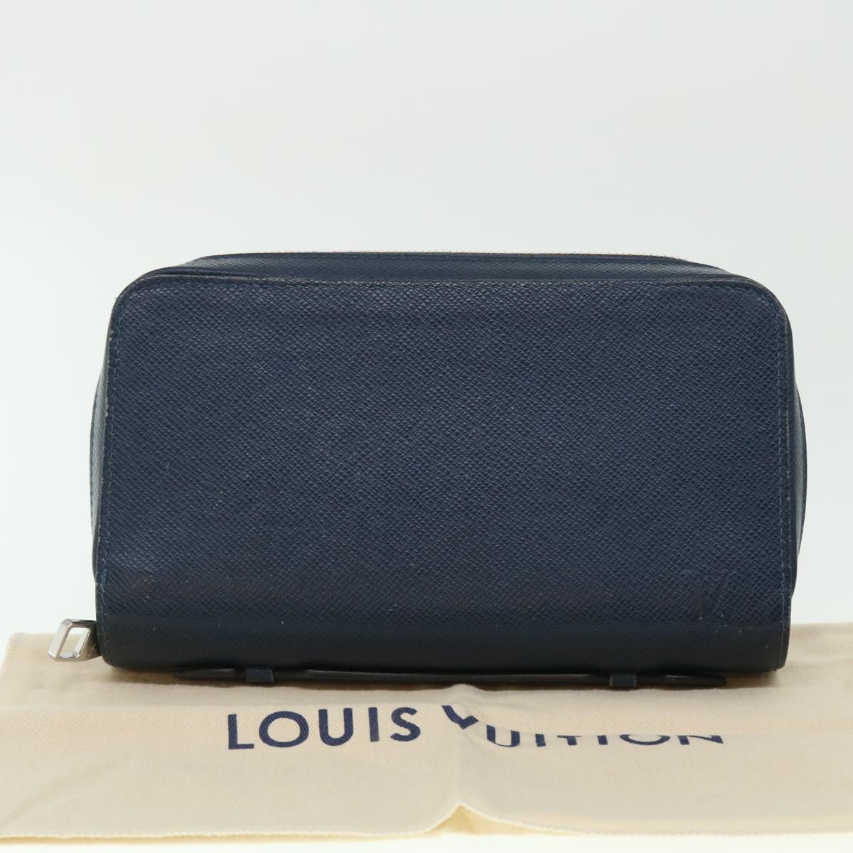 LOUIS VUITTON Taiga Zippy XL Wallet Blue Marine M44276 LV Auth 51249