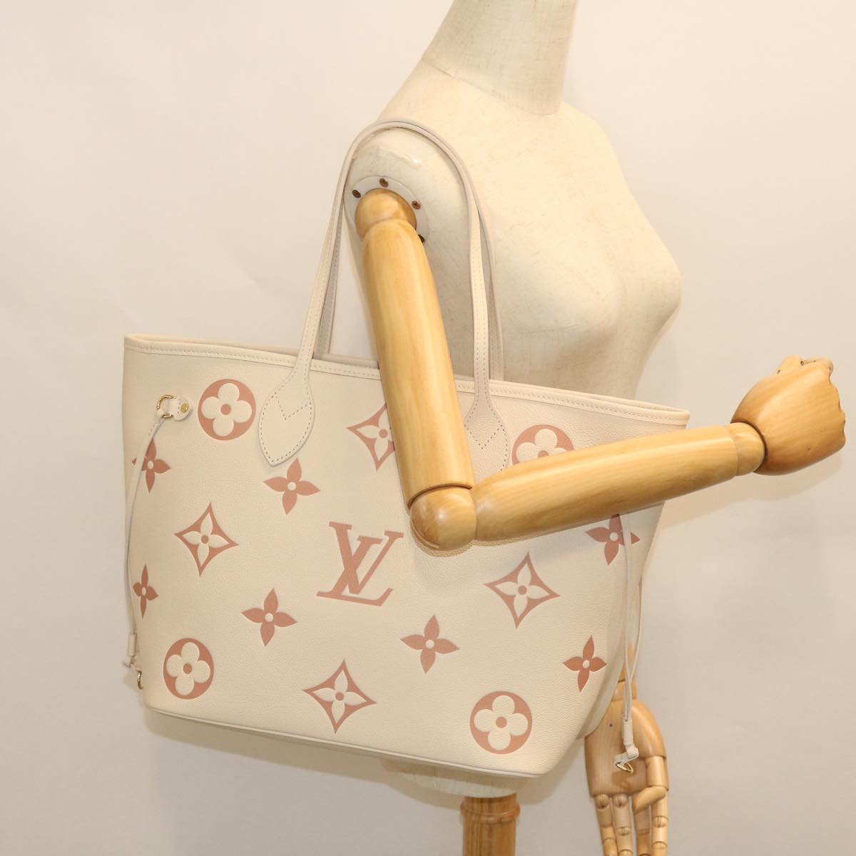 LOUIS VUITTON Empreinte Neverfull MM Bag Reme Rose Trianon M21579 LV Auth 51426SM