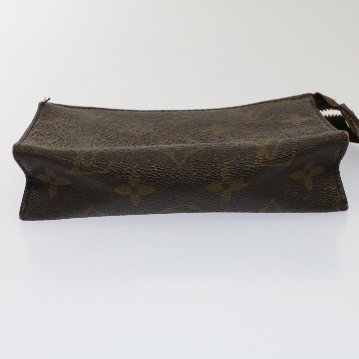 LOUIS VUITTON Monogram Poche Toilette 15 Pouch M47546 LV Auth 51582