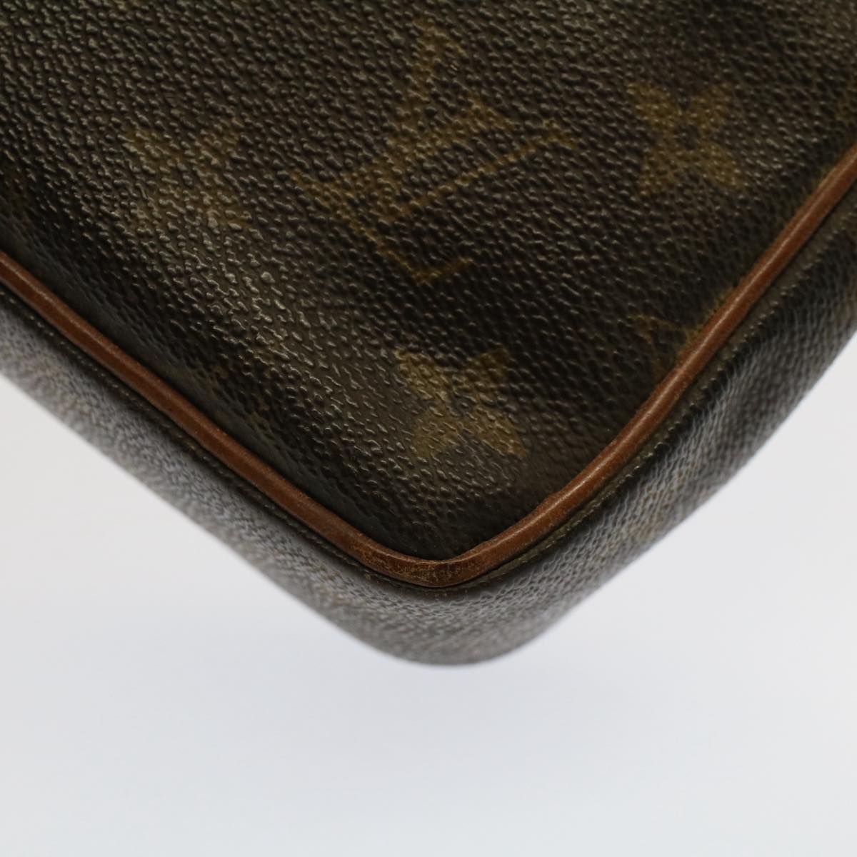 LOUIS VUITTON Monogram Compiegne 23 Clutch Bag M51847 LV Auth 51744