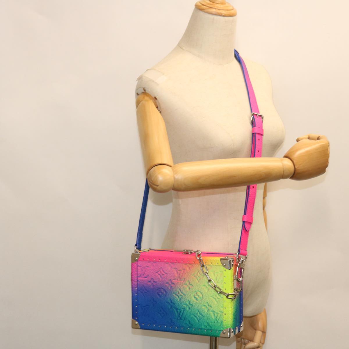 LOUIS VUITTON Monogram Illusion Soft Trunk Bag Multicolor M20476 LV Auth 52077SM