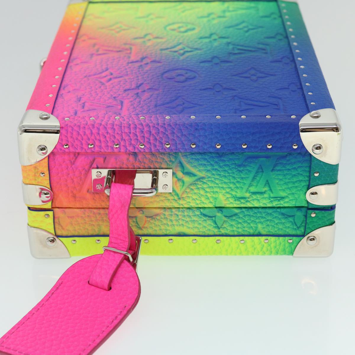 LOUIS VUITTON Monogram Illusion Soft Trunk Bag Multicolor M20476 LV Auth 52077SM