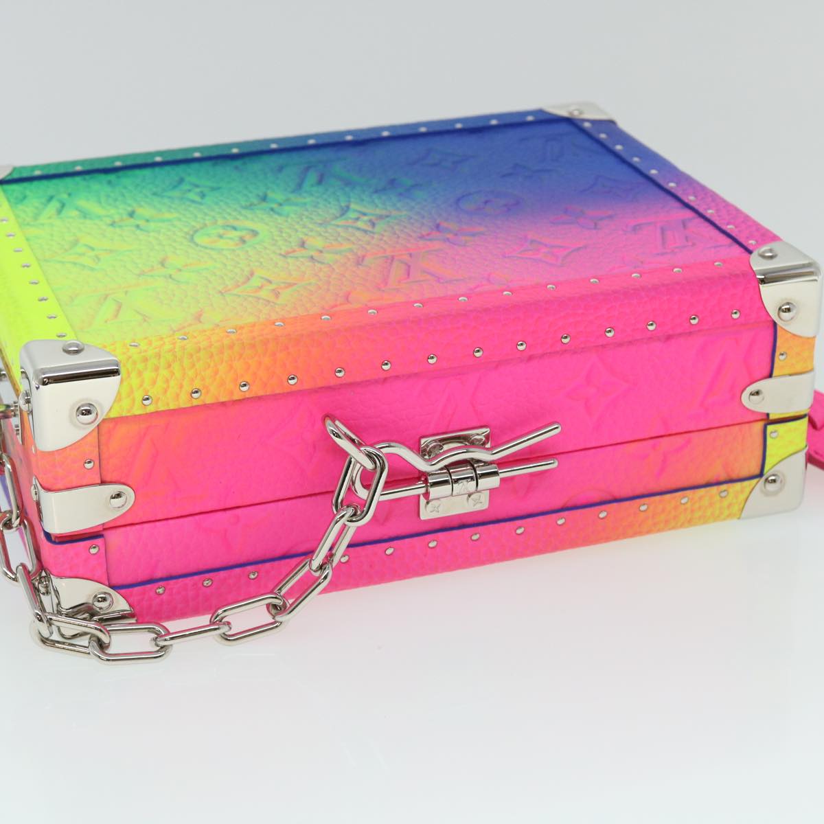 LOUIS VUITTON Monogram Illusion Soft Trunk Bag Multicolor M20476 LV Auth 52077SM