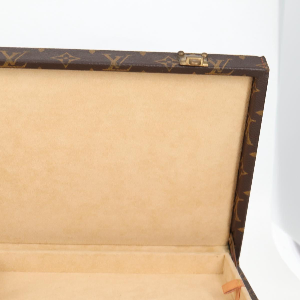 LOUIS VUITTON Monogram Mahjong Case LV Auth 52527V