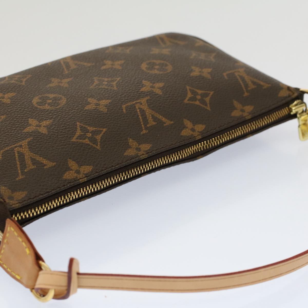 LOUIS VUITTON Monogram Pochette Accessoires Pouch M51980 LV Auth 52824