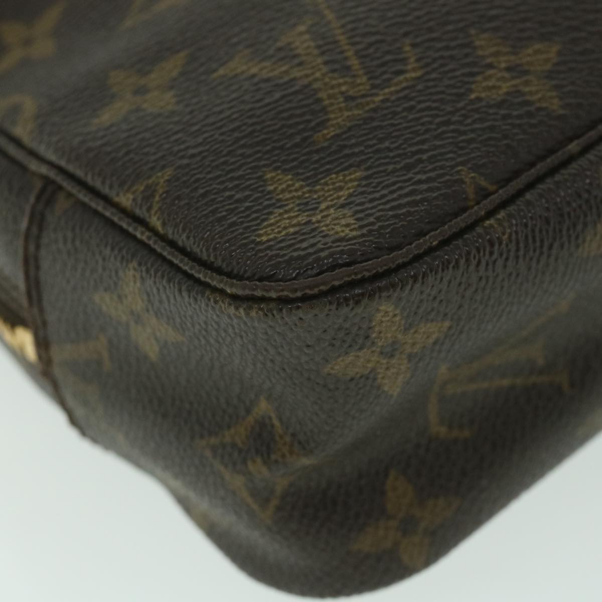 LOUIS VUITTON Monogram Trousse Toilette 23 Clutch Bag M47524 LV Auth 52919