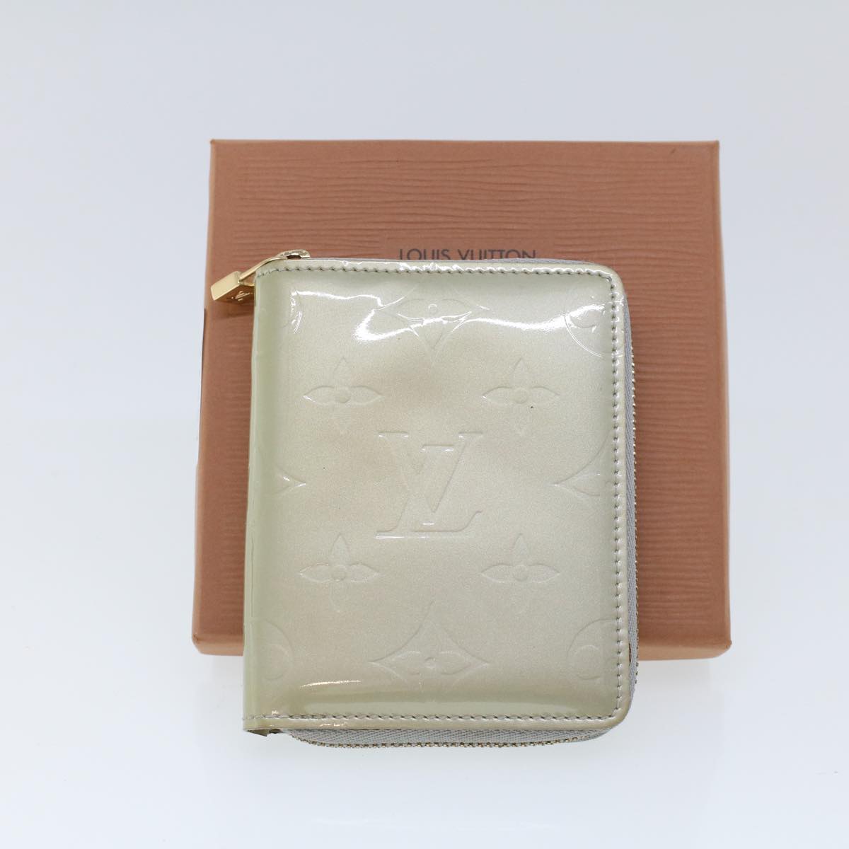 LOUIS VUITTON Monogram Vernis Bloom Wallet Gris M91044 LV Auth 53059