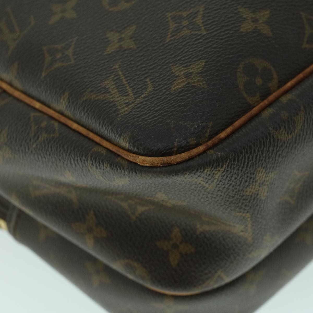 LOUIS VUITTON Monogram Reporter GM Shoulder Bag M45252 LV Auth 53184