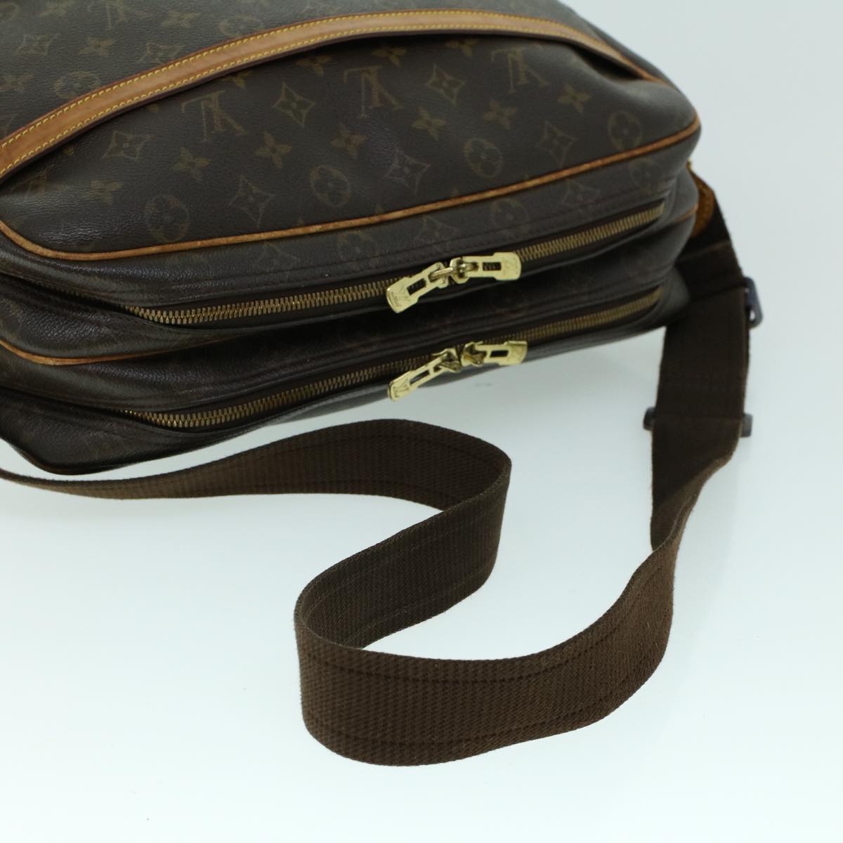 LOUIS VUITTON Monogram Reporter GM Shoulder Bag M45252 LV Auth 53184