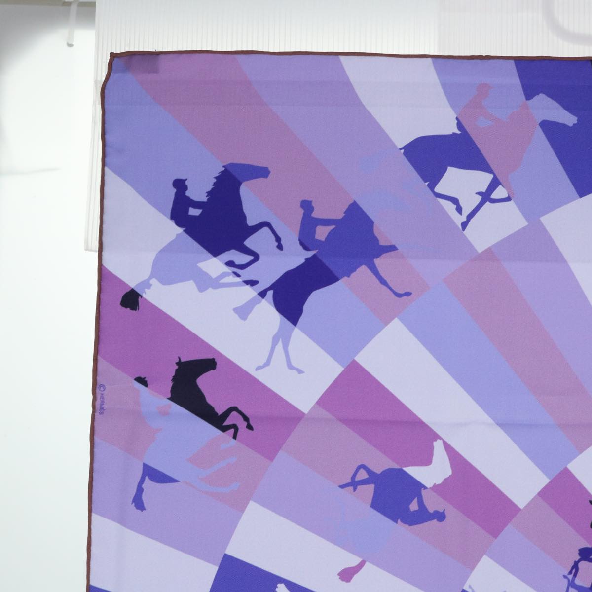 HERMES Carre 90 GALOP CHROMATIQUE Scarf Silk Purple Orange Multicolor Auth 53286