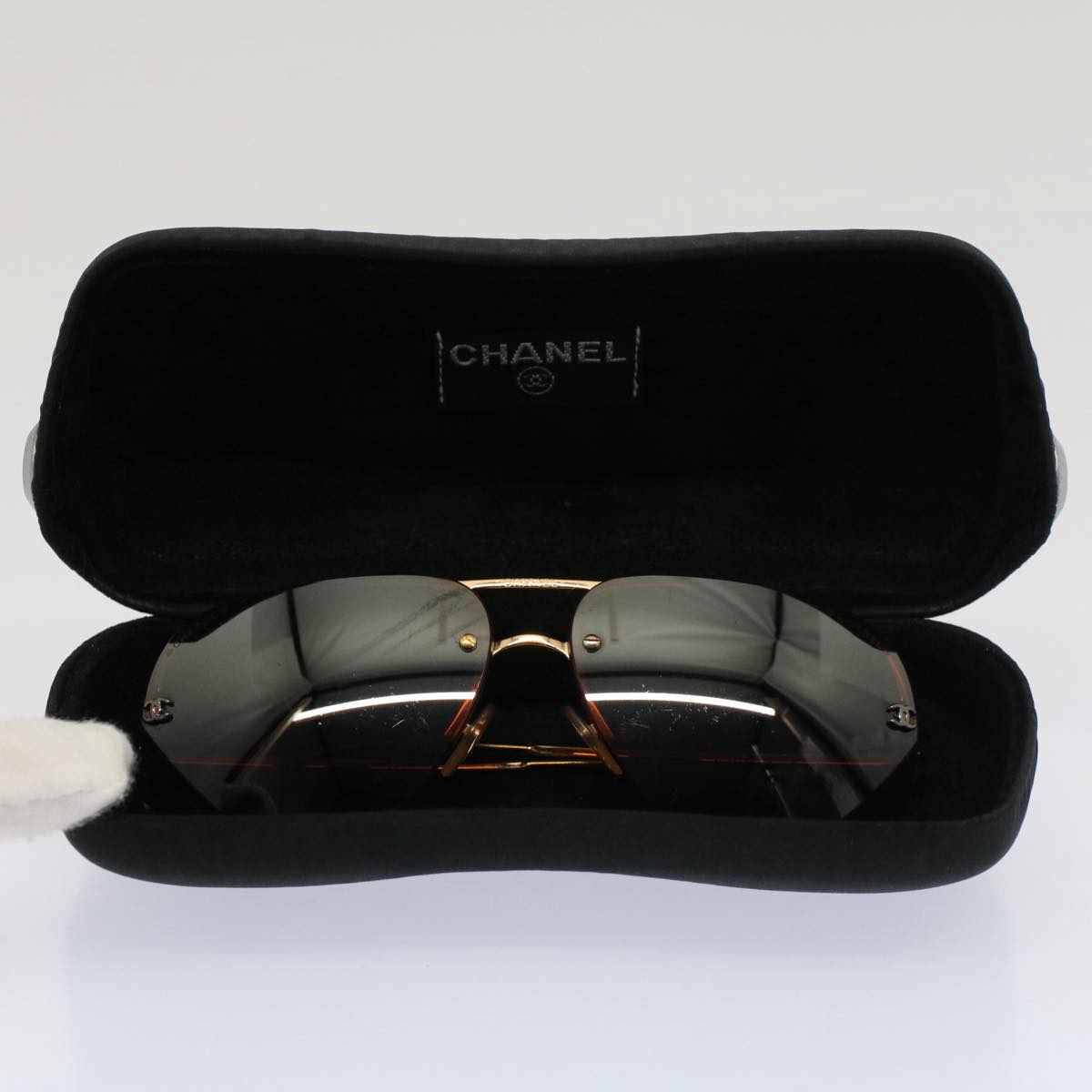 CHANEL Sunglasses Metal Black Gold Tone CC Auth 53401