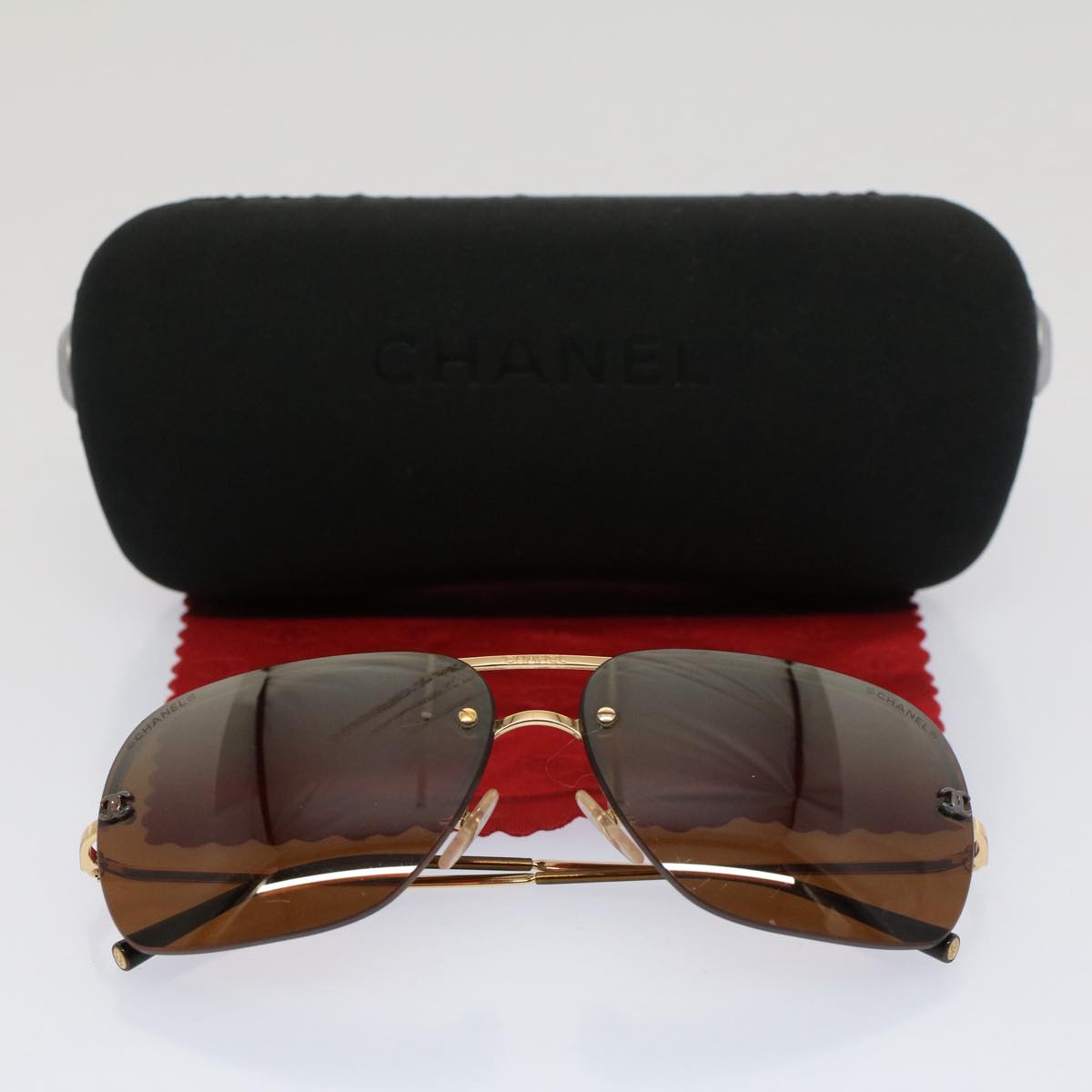 CHANEL Sunglasses Metal Black Gold Tone CC Auth 53401