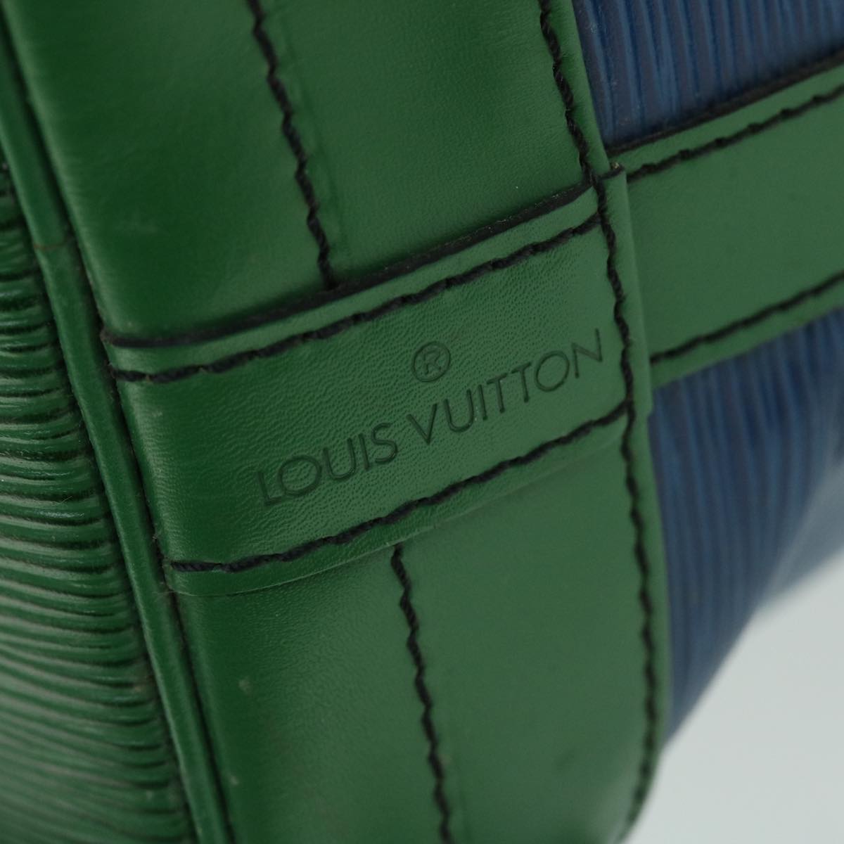 LOUIS VUITTON Epi Tricolor Noe Shoulder Bag Green Blue M44044 LV Auth 53560