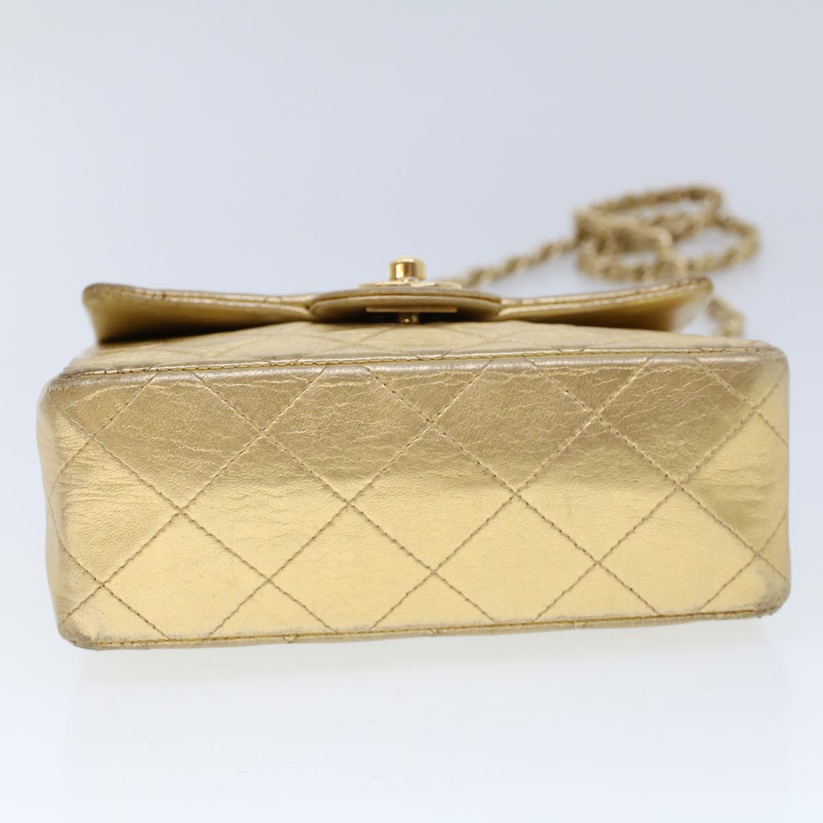 CHANEL Matelasse Turn Lock Chain Shoulder Bag Lamb Skin Gold CC Auth 53752A