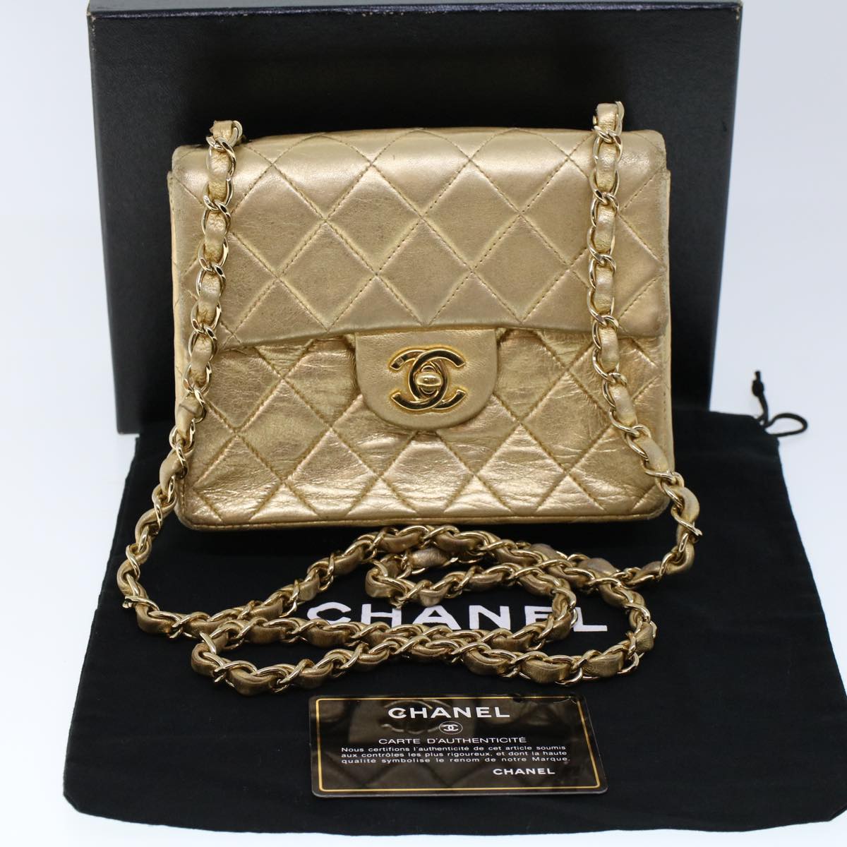 CHANEL Matelasse Turn Lock Chain Shoulder Bag Lamb Skin Gold CC Auth 53752A