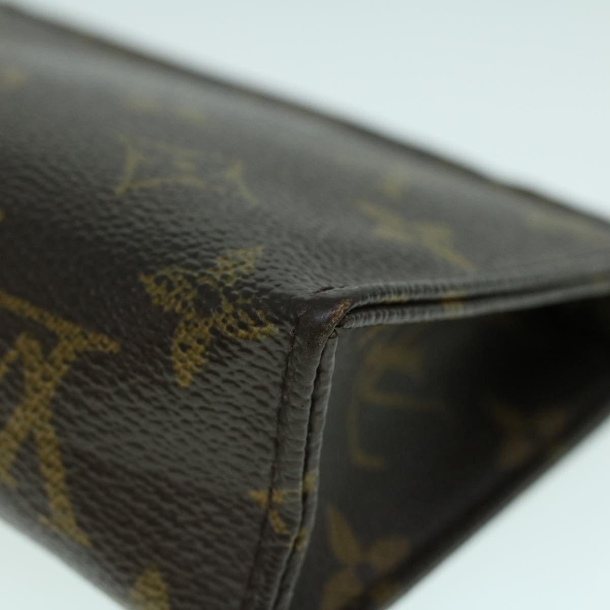 LOUIS VUITTON Monogram Poche Toilette 15 Pouch M47546 LV Auth 53873