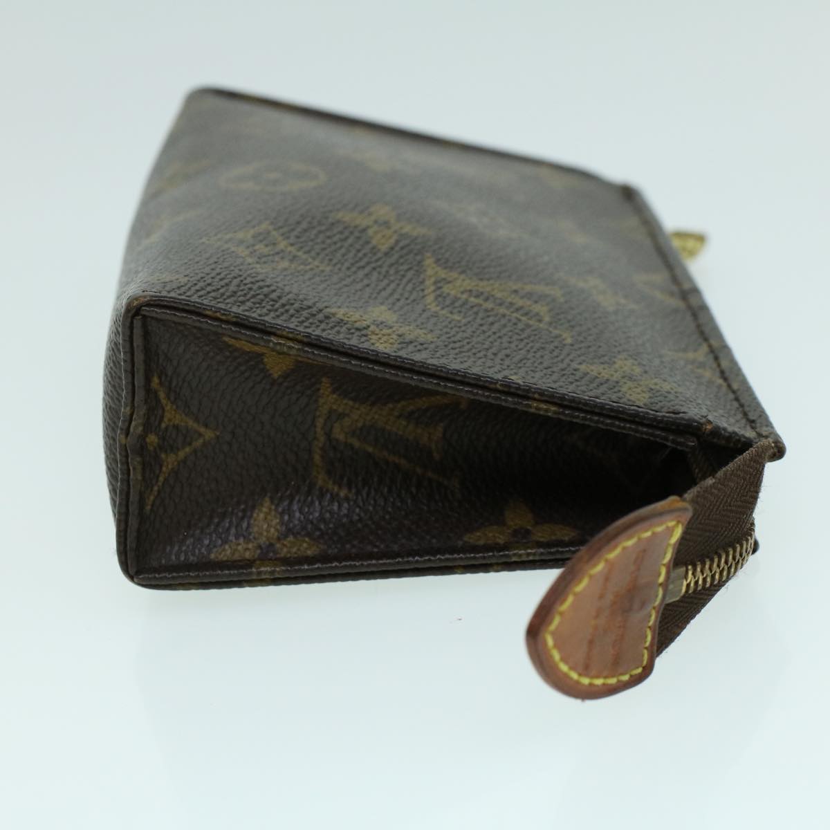 LOUIS VUITTON Monogram Poche Toilette 15 Pouch M47546 LV Auth 53873