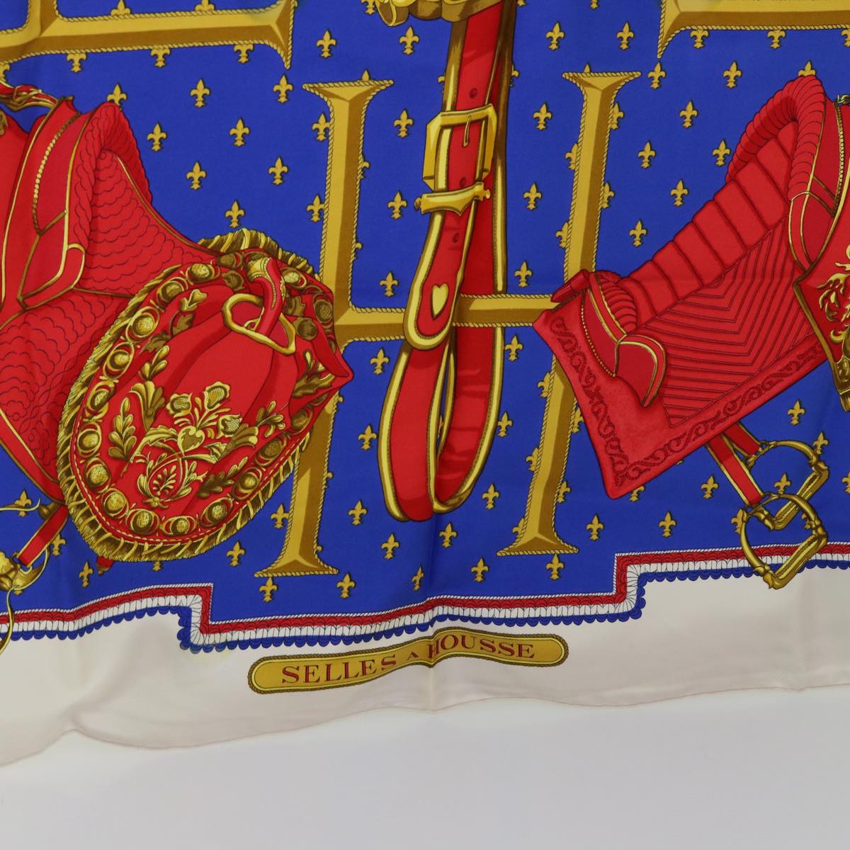 HERMES Carre 90 SELLES A HOUSSE Scarf Silk White Red blue Auth 54052