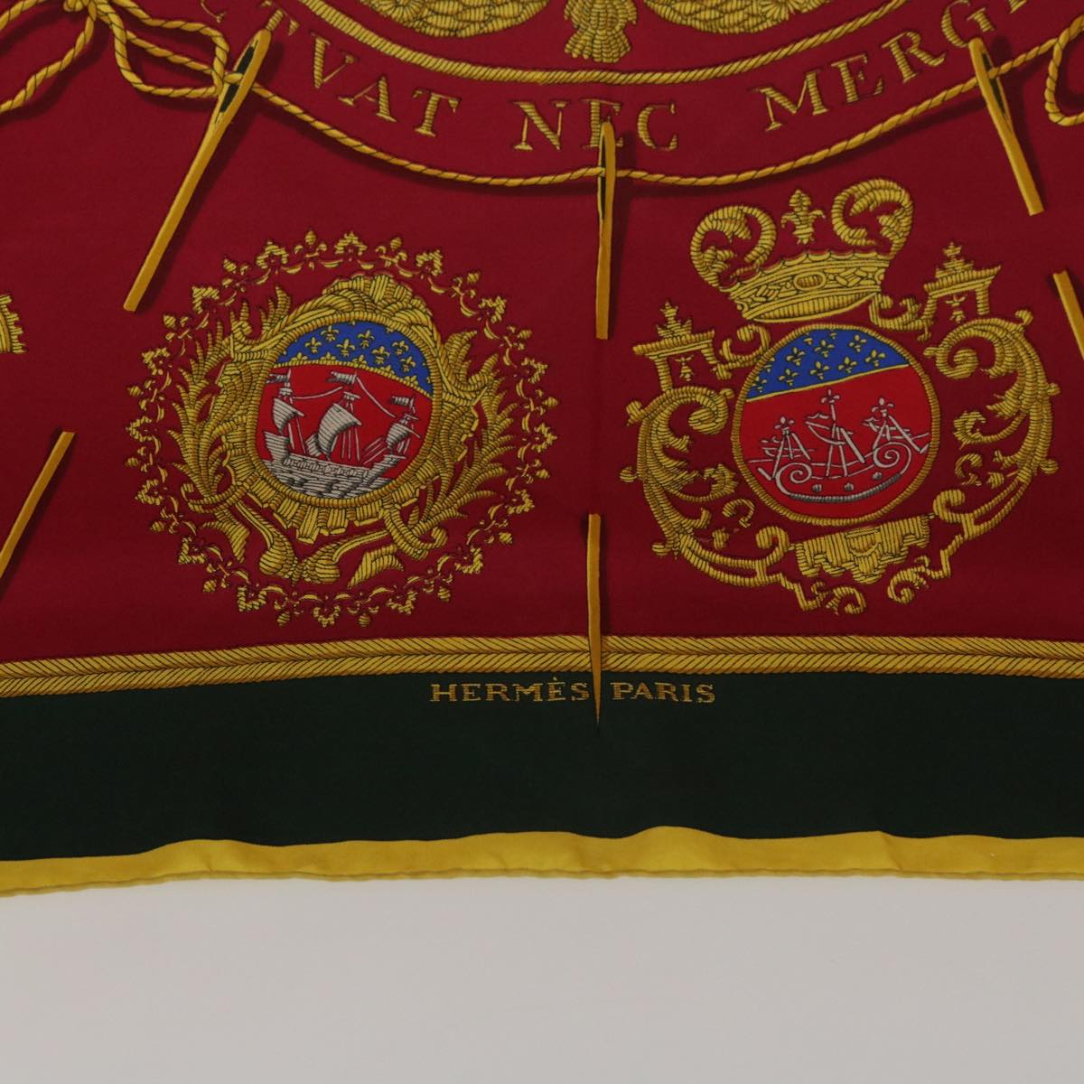 HERMES Carre 90 Les Armes de Paris Scarf Silk Red Green yellow Auth 54440