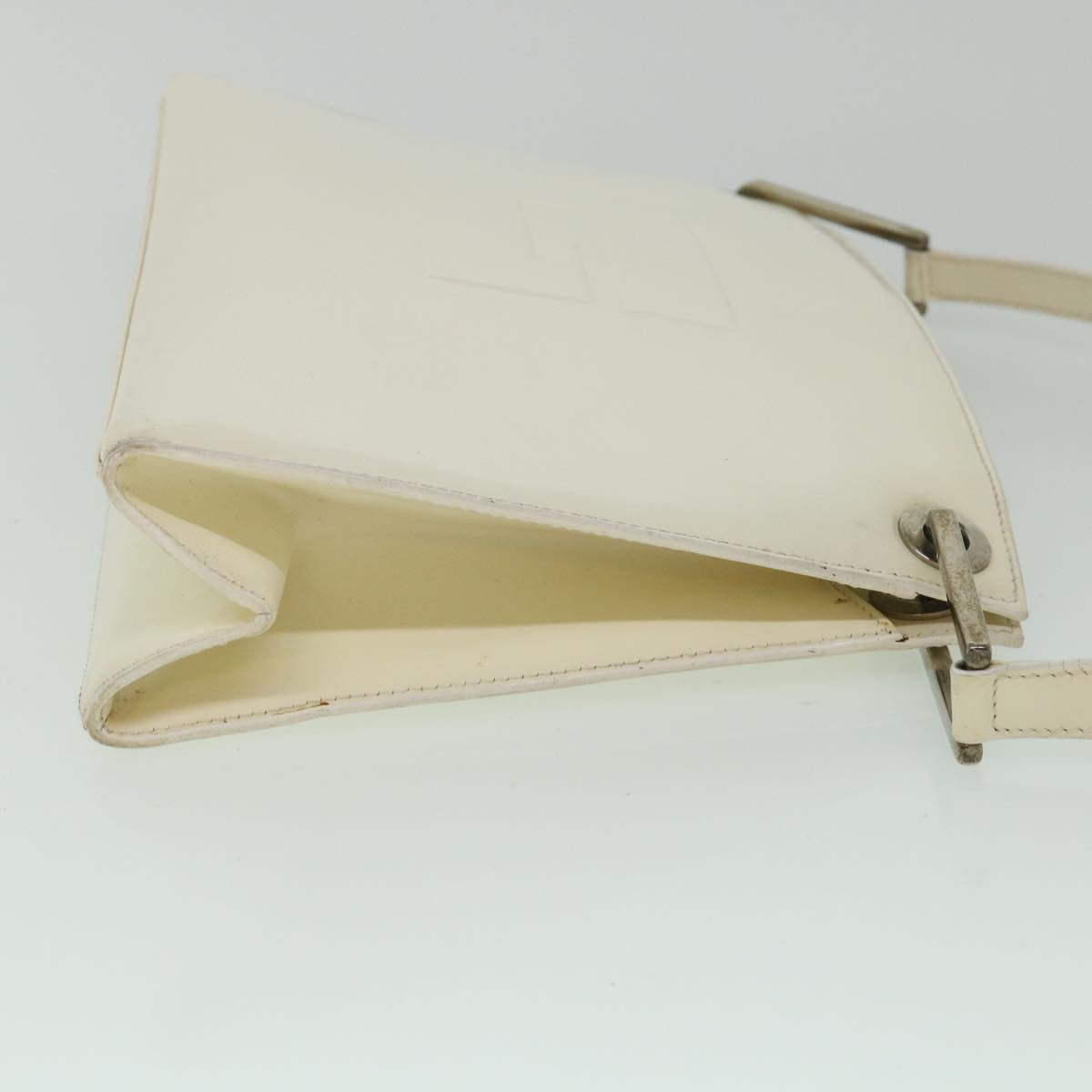 GUCCI Shoulder Bag Patent leather White 001 3034 Auth 55032