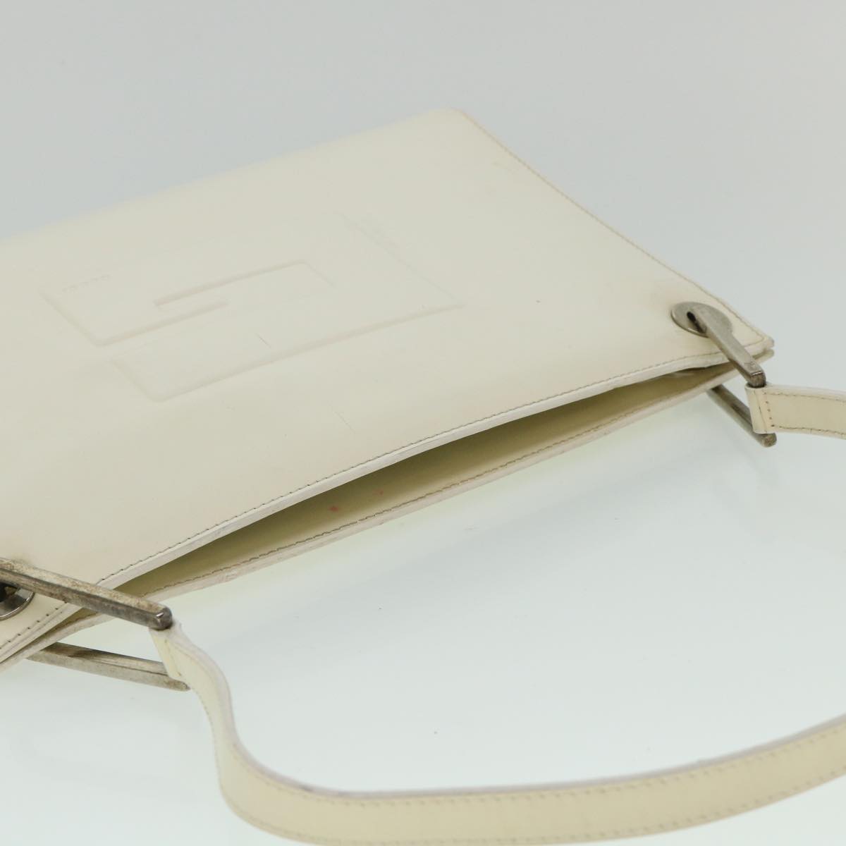 GUCCI Shoulder Bag Patent leather White 001 3034 Auth 55032